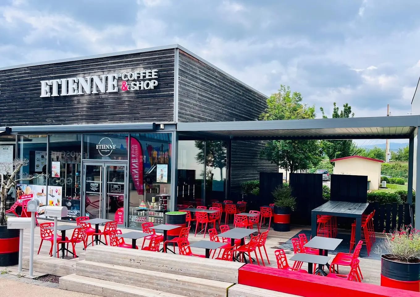 Etienne Coffee & Shop photo 2