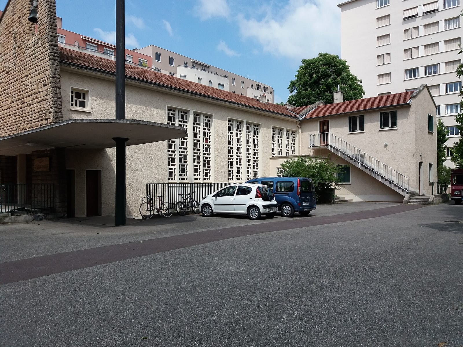 Nanoum photo 2