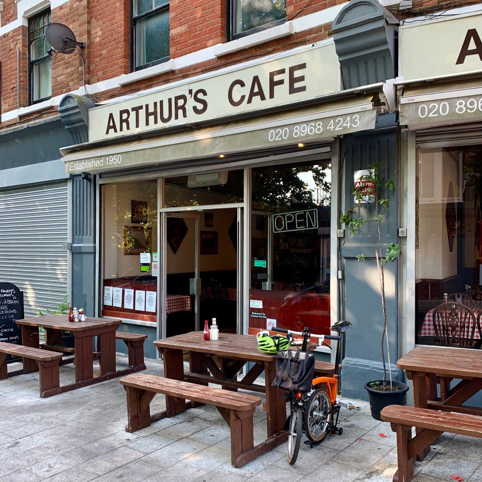 Arthur's Cafe