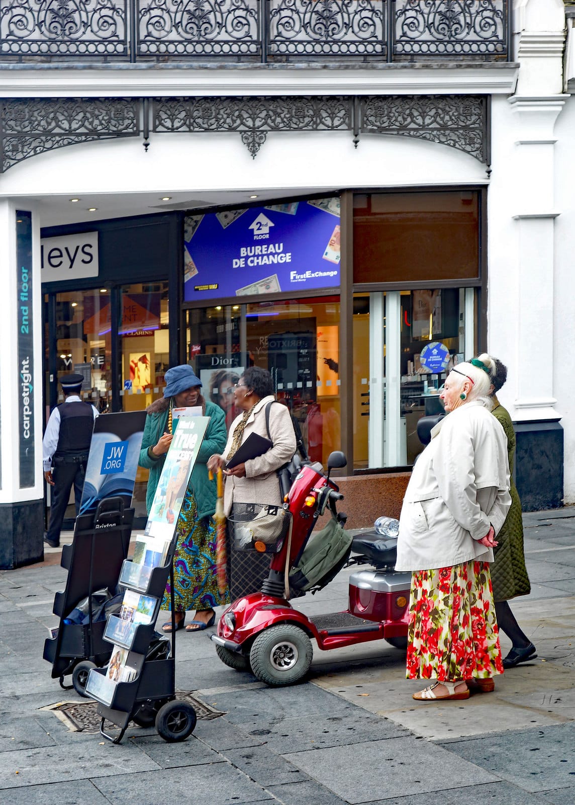 Caffe Nero @ Morleys photo 2