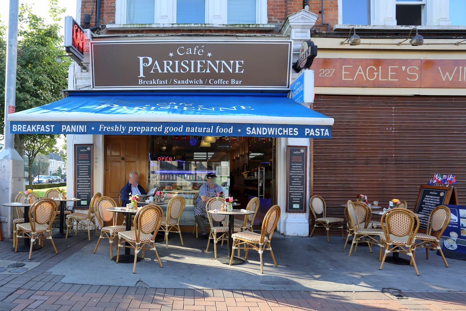 Cafe Parisienne
