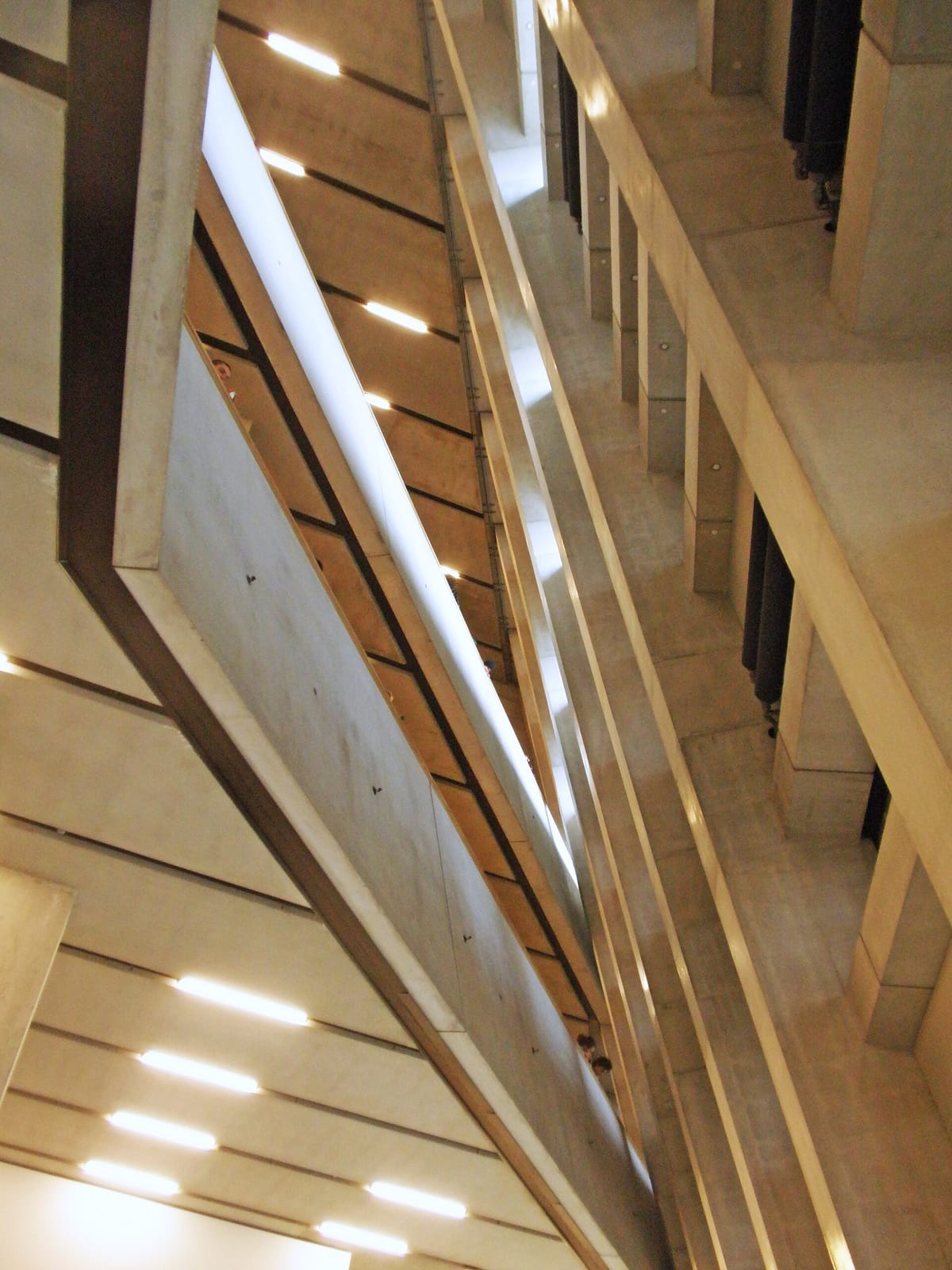 Members Bar photo 4