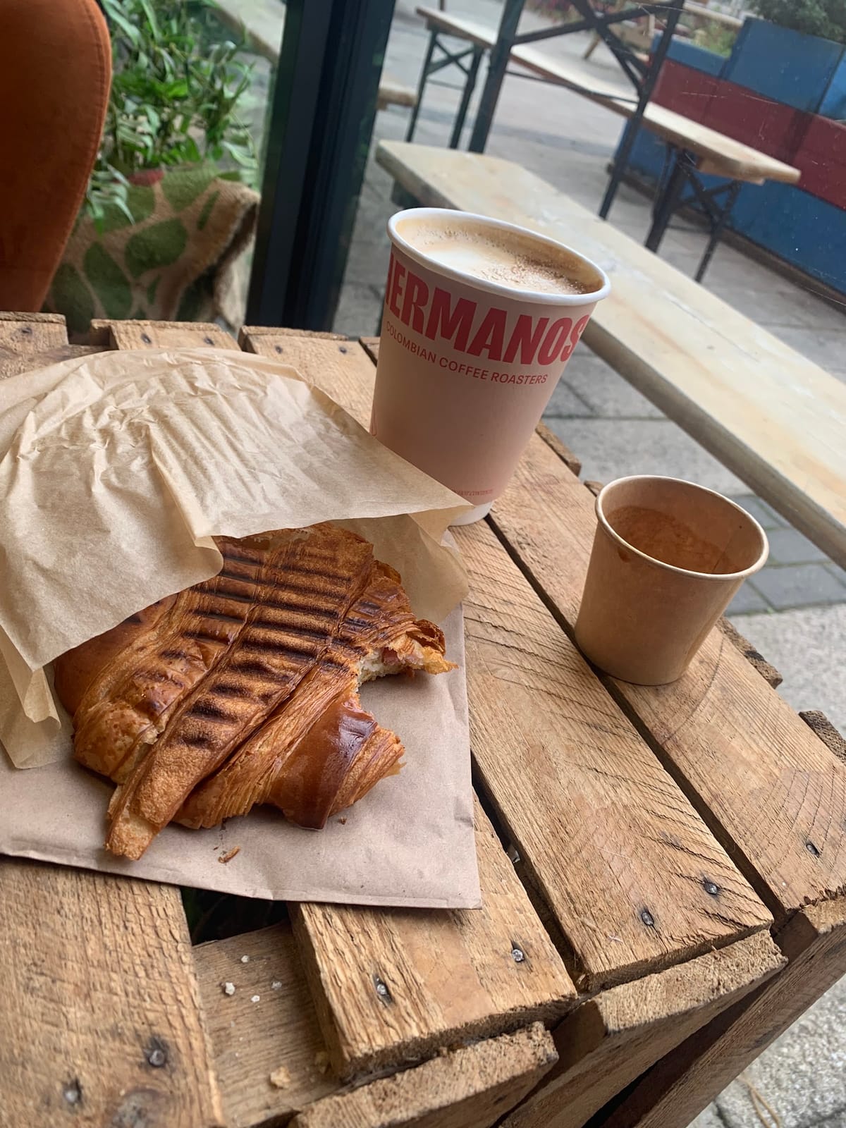 Hermanos Colombian Coffee Roasters
