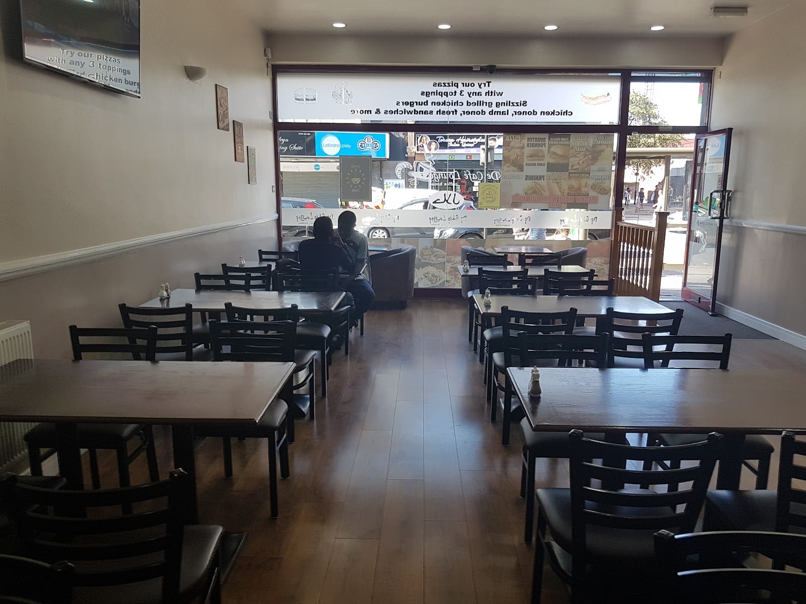 De Cafe Lounge