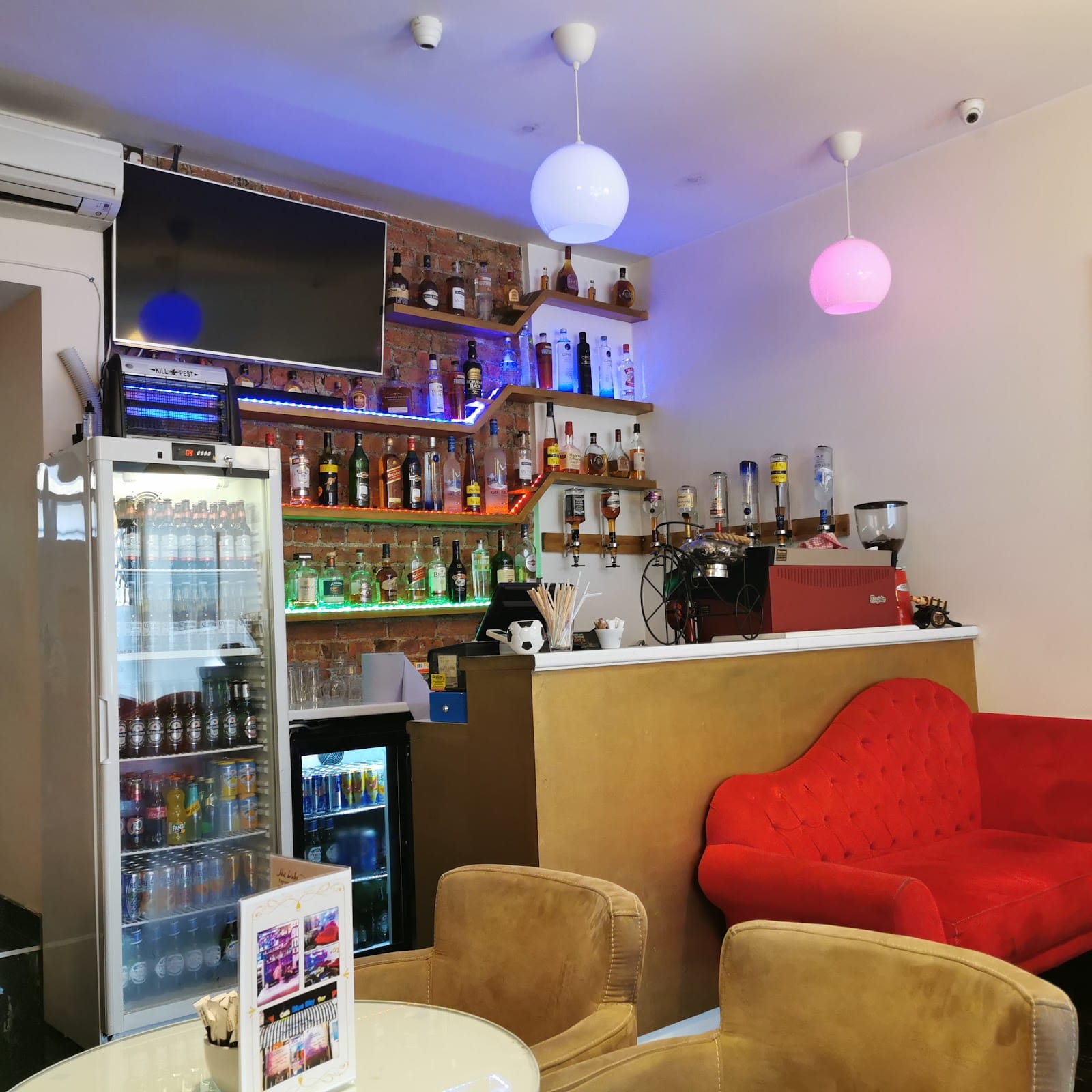Cafe Blue Sky Bar