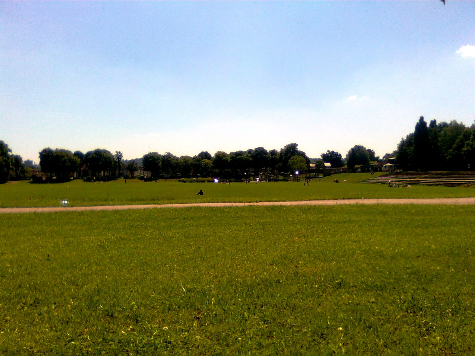 90 On The Green photo 3