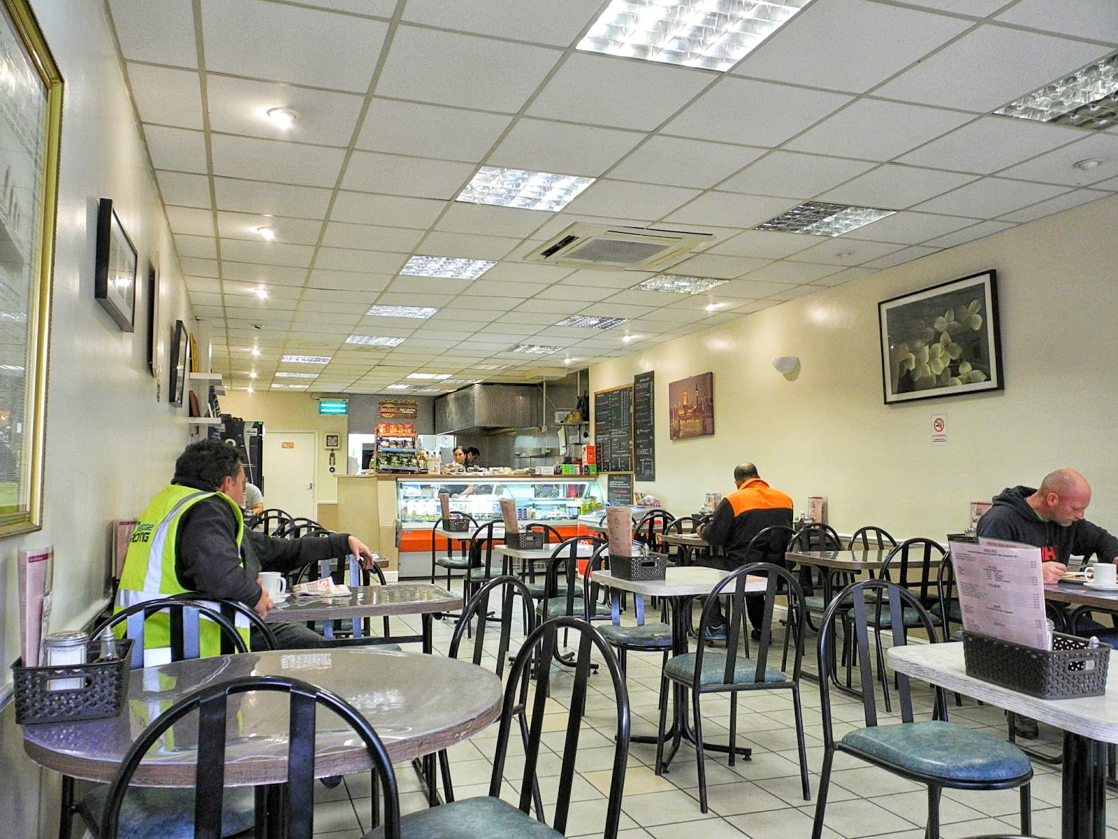 Titanic Cafe