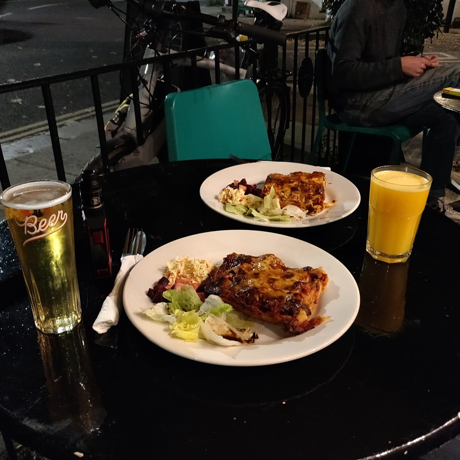 Map Studio Café