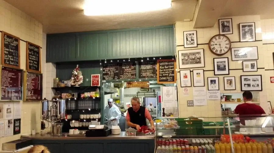 Regency Cafe photo 3