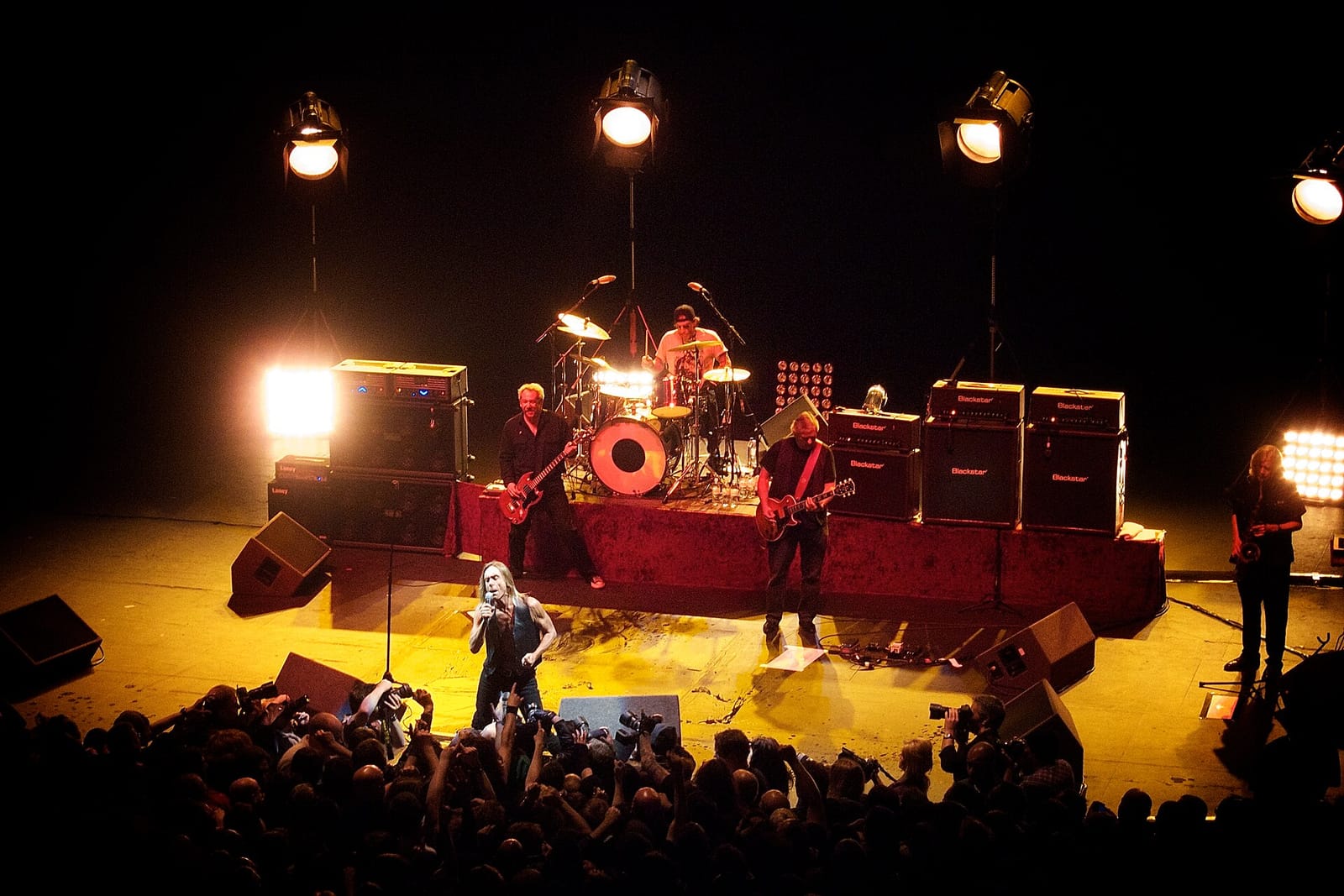 Antipode photo 4