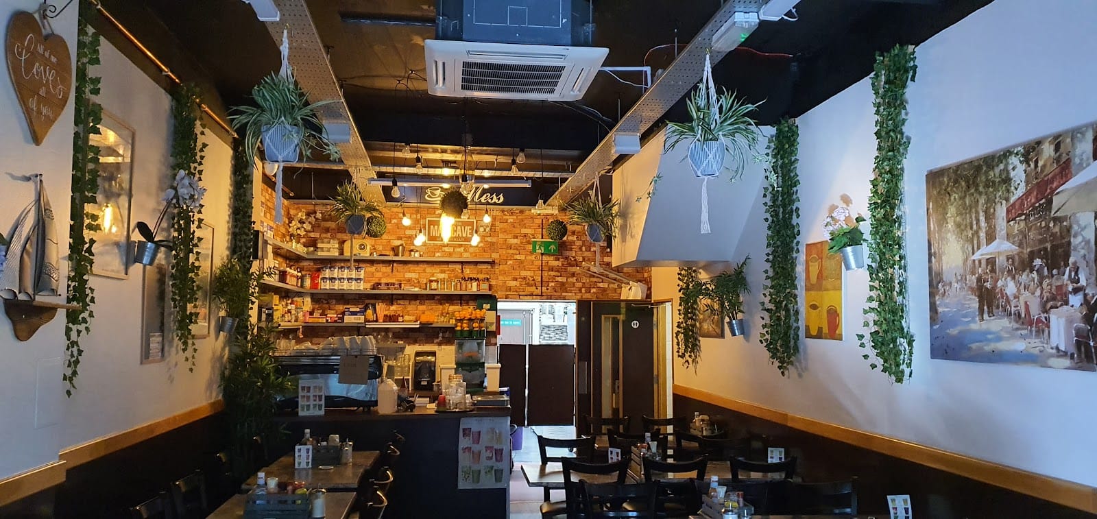 Mess Cafe