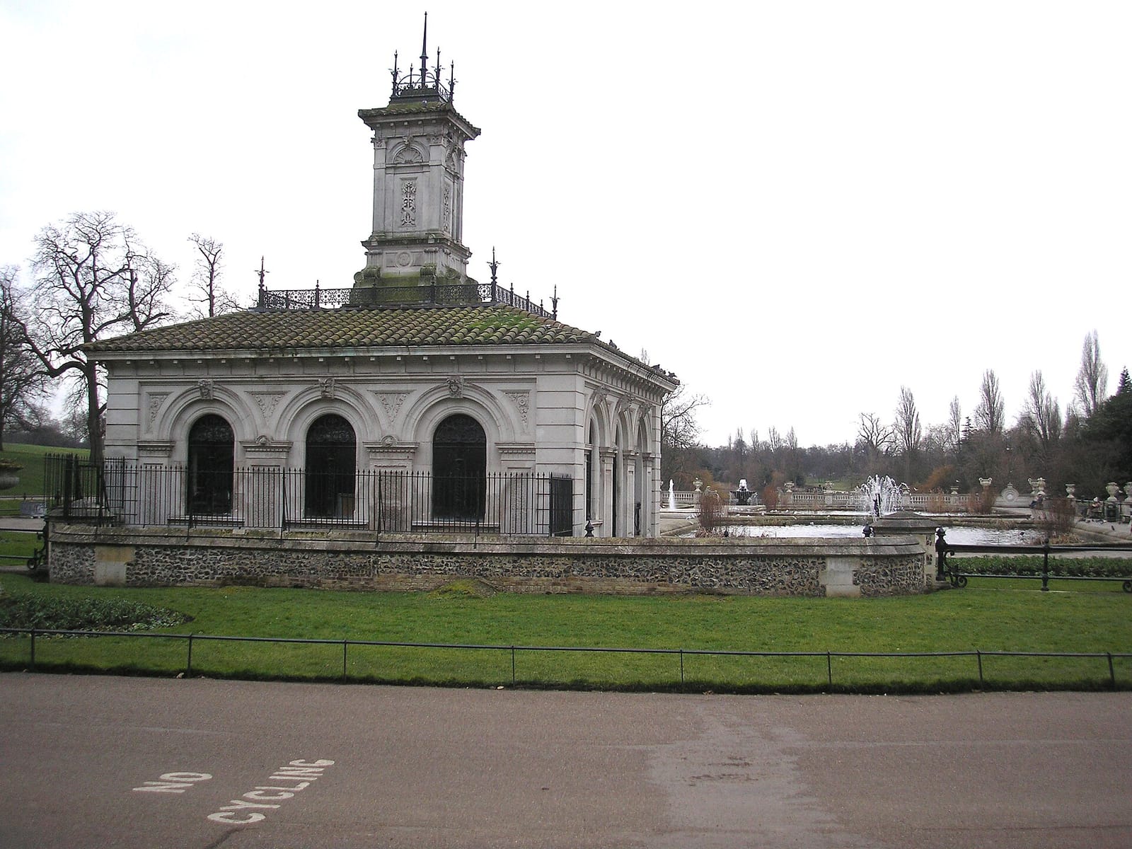 Italian Gardens Cafe photo 12