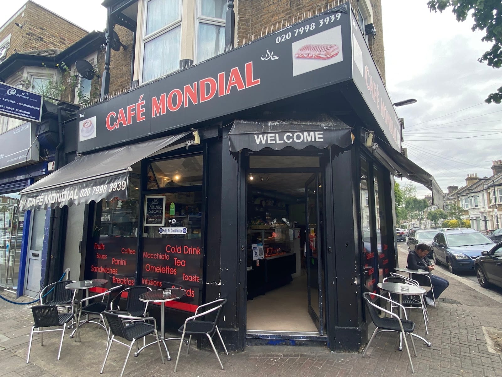Cafe Mondial