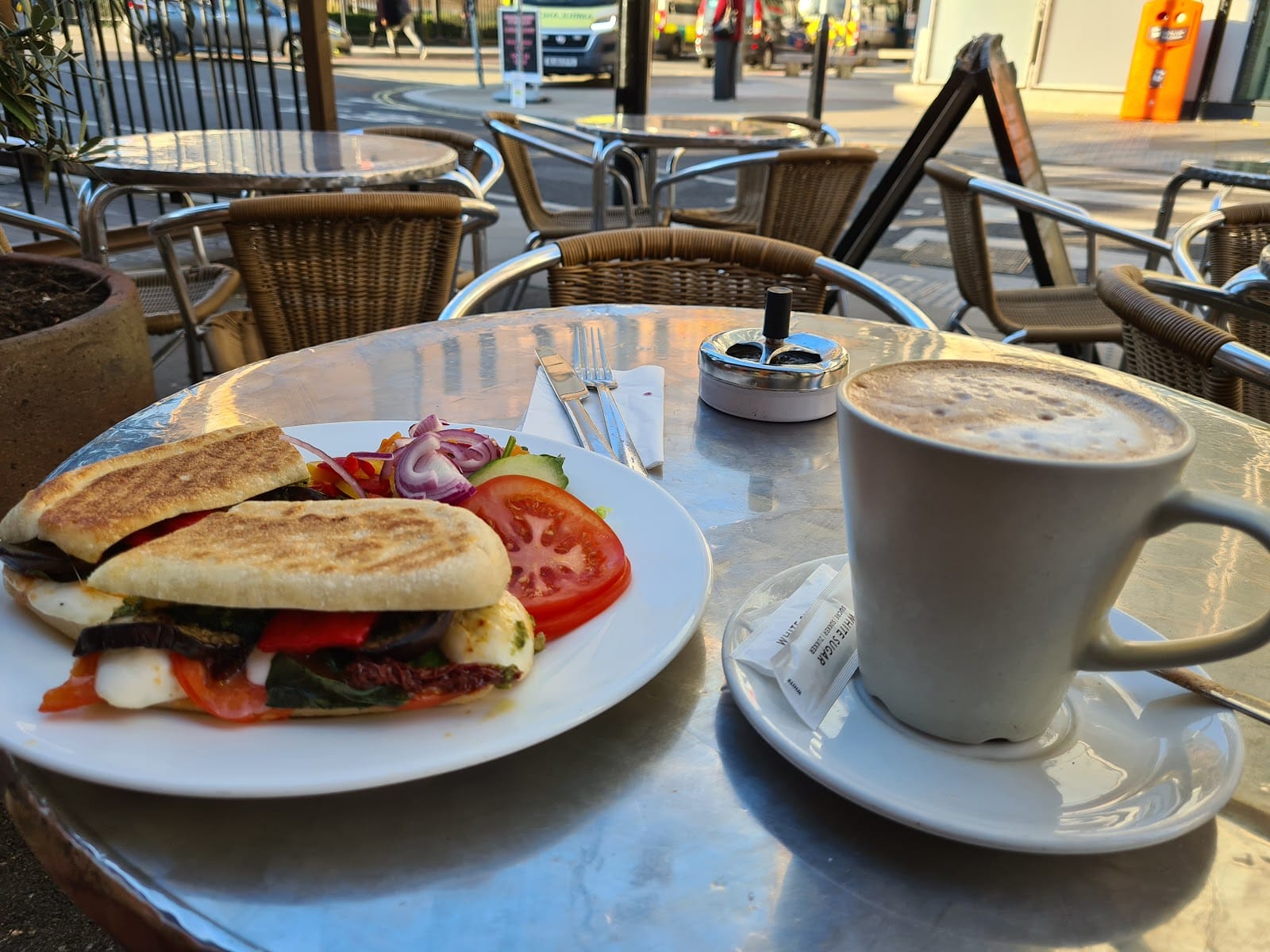 Canela Espresso Bar
