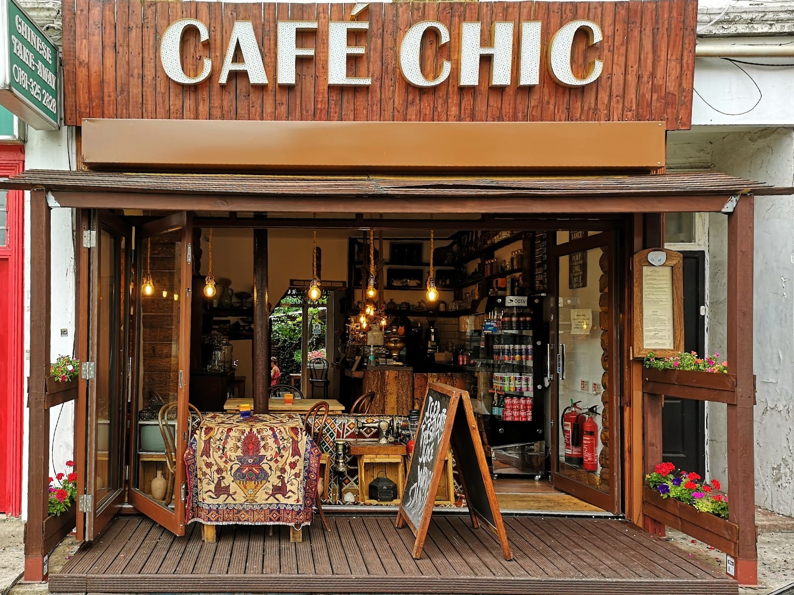 Cafe Chic