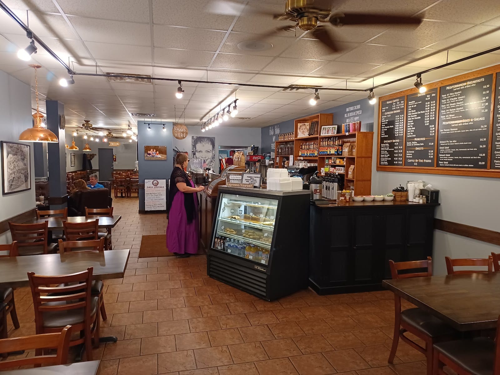 Yanis Coffee Zone