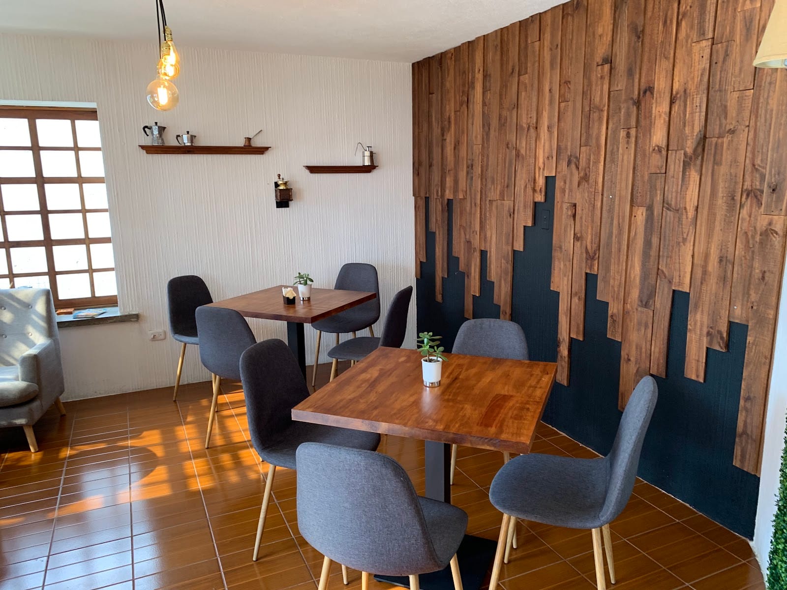 Albanta Café