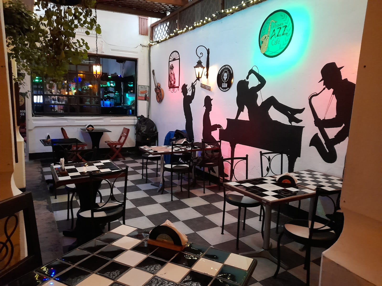 La Esquina Jazz Café