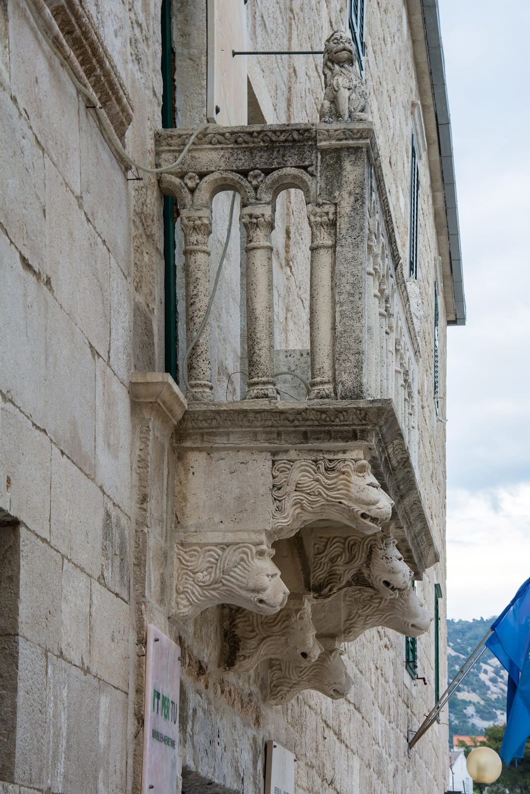 Conte Nero photo 3