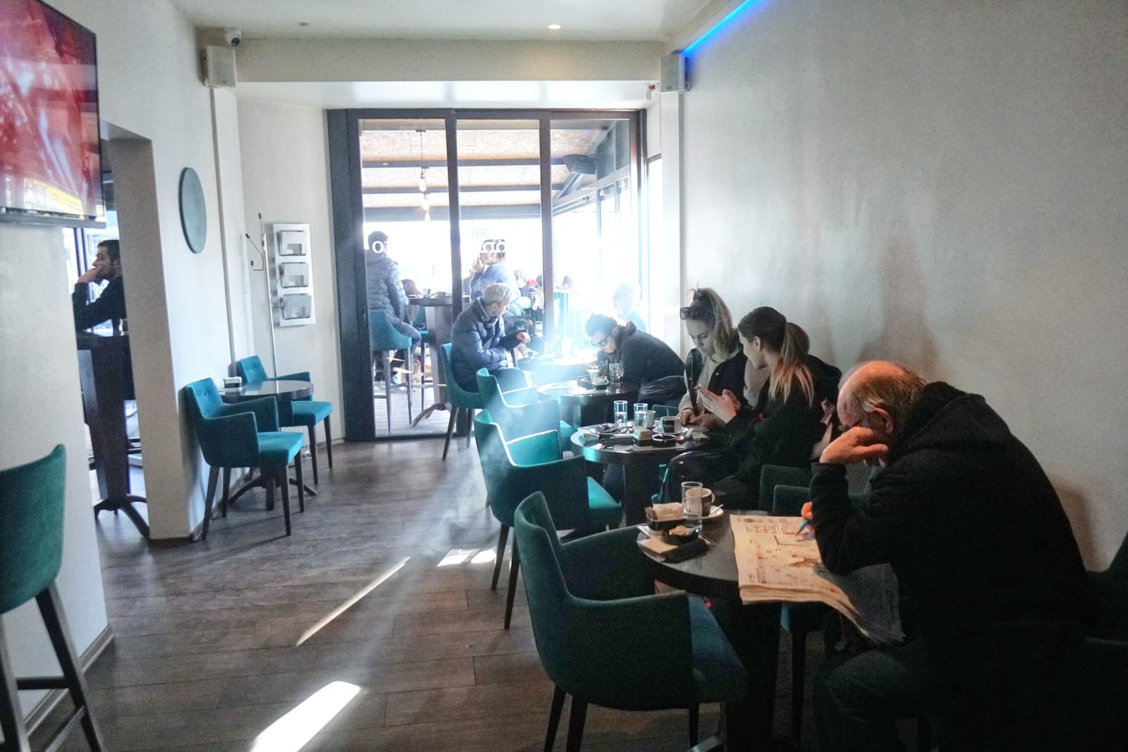 Lerone bar photo 4