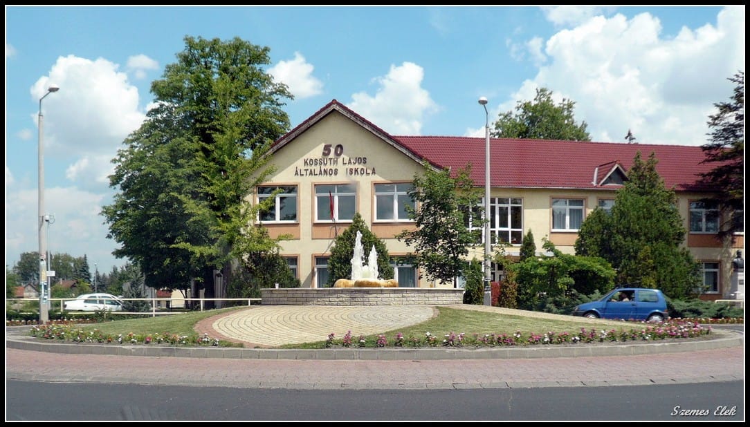 Szent Korona Cukrászda photo 3