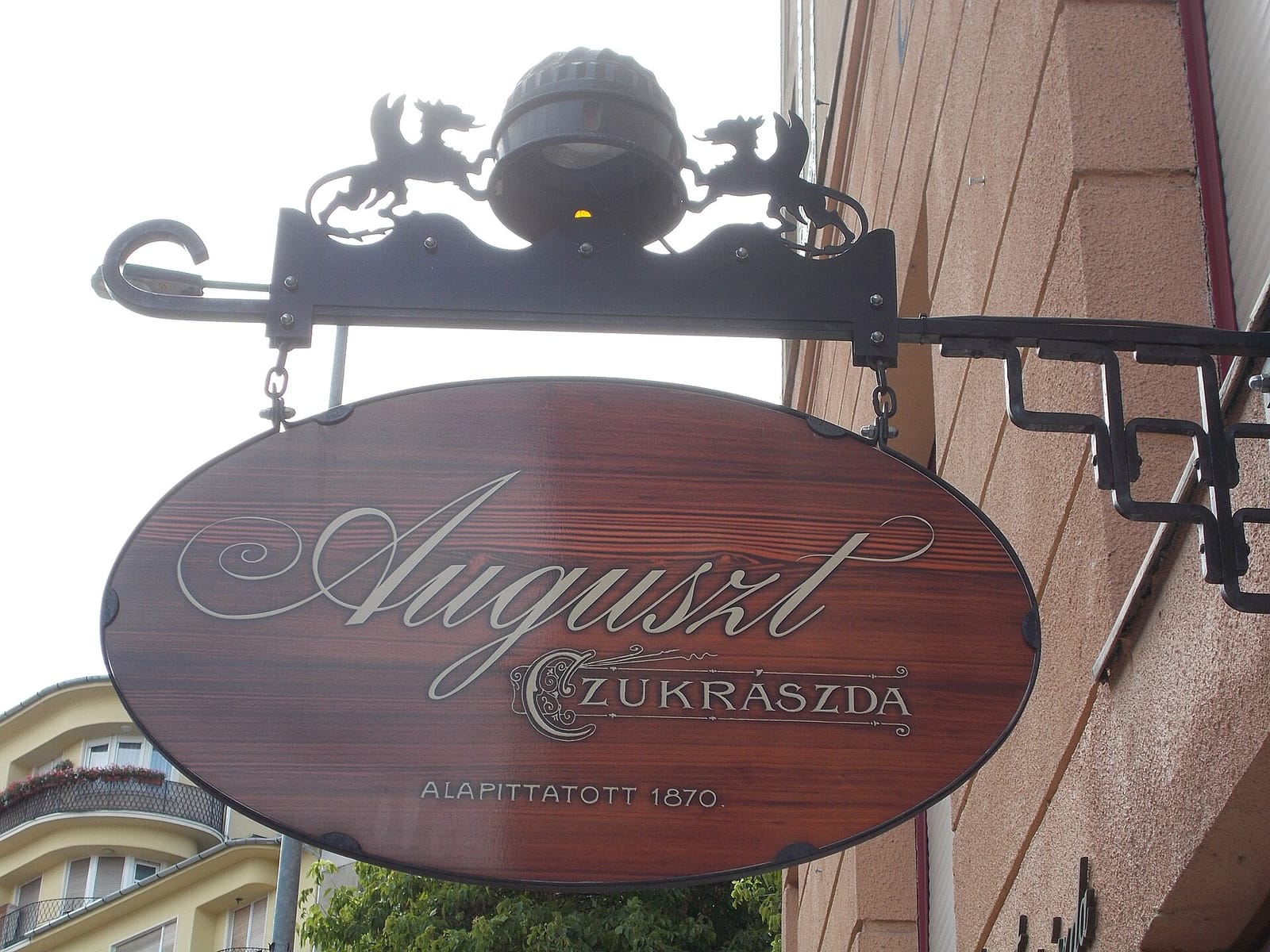 Auguszt cukrászda
