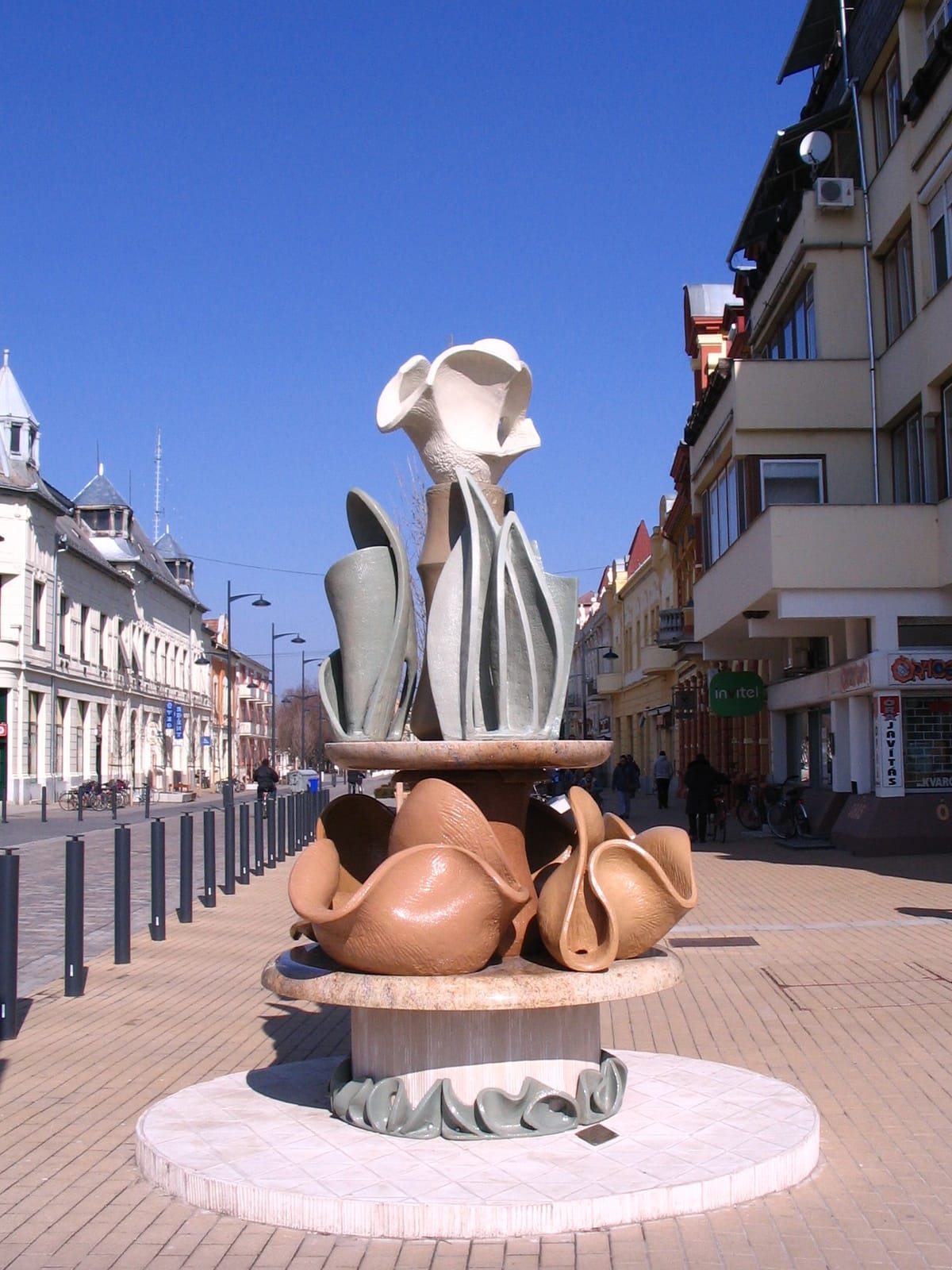 Sarokház cukrászda photo 4