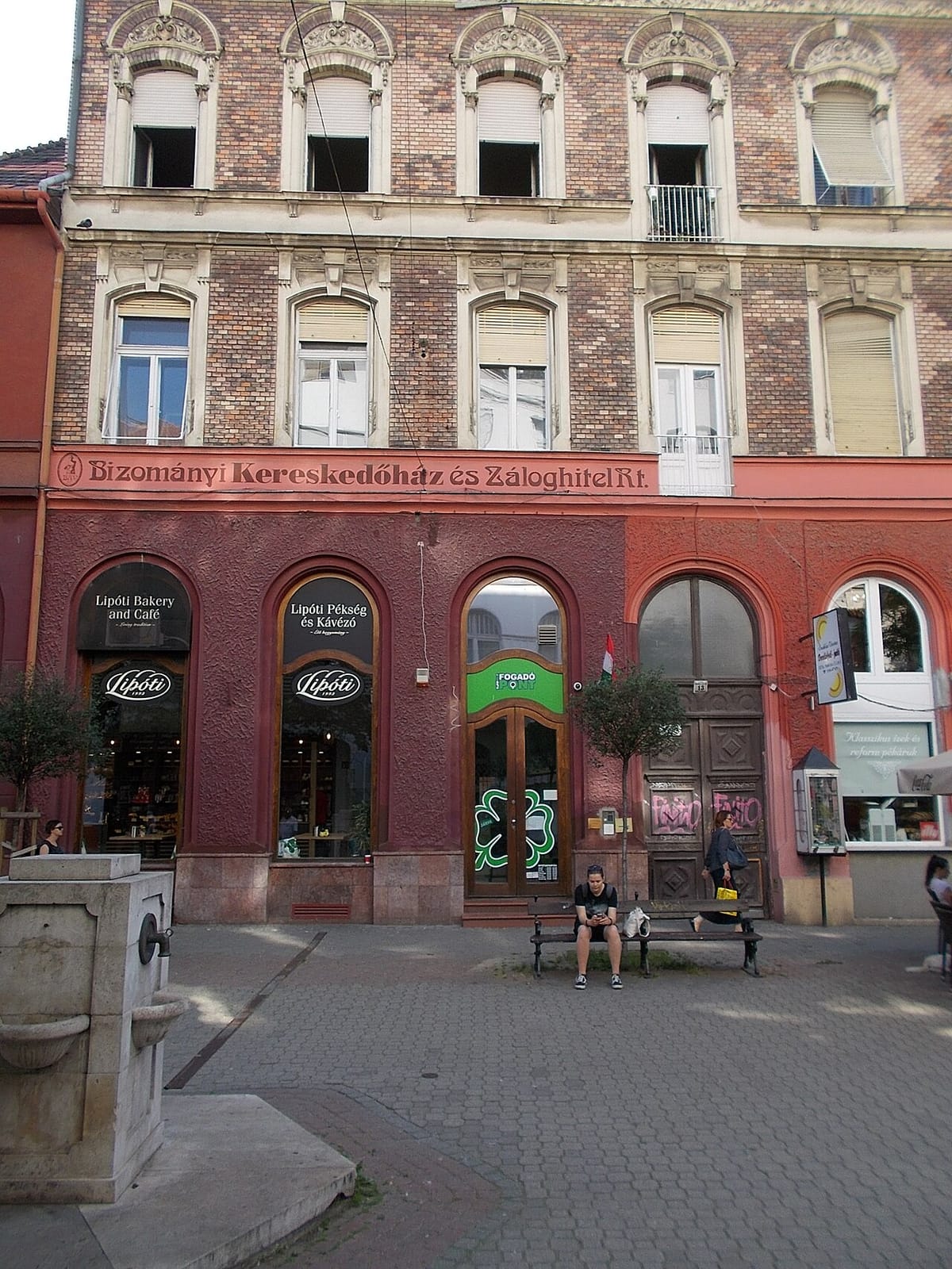 KicsiZso Reggeliző Kávézó photo 4