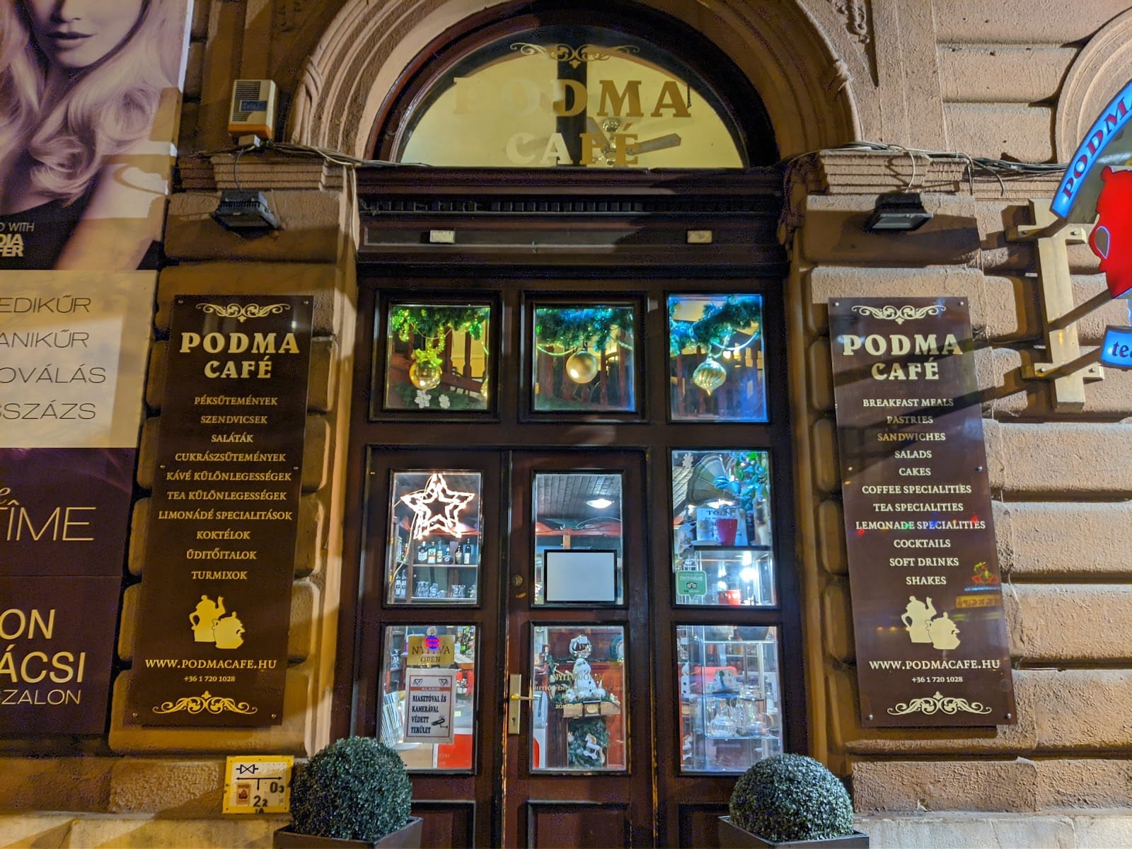 Podma Café