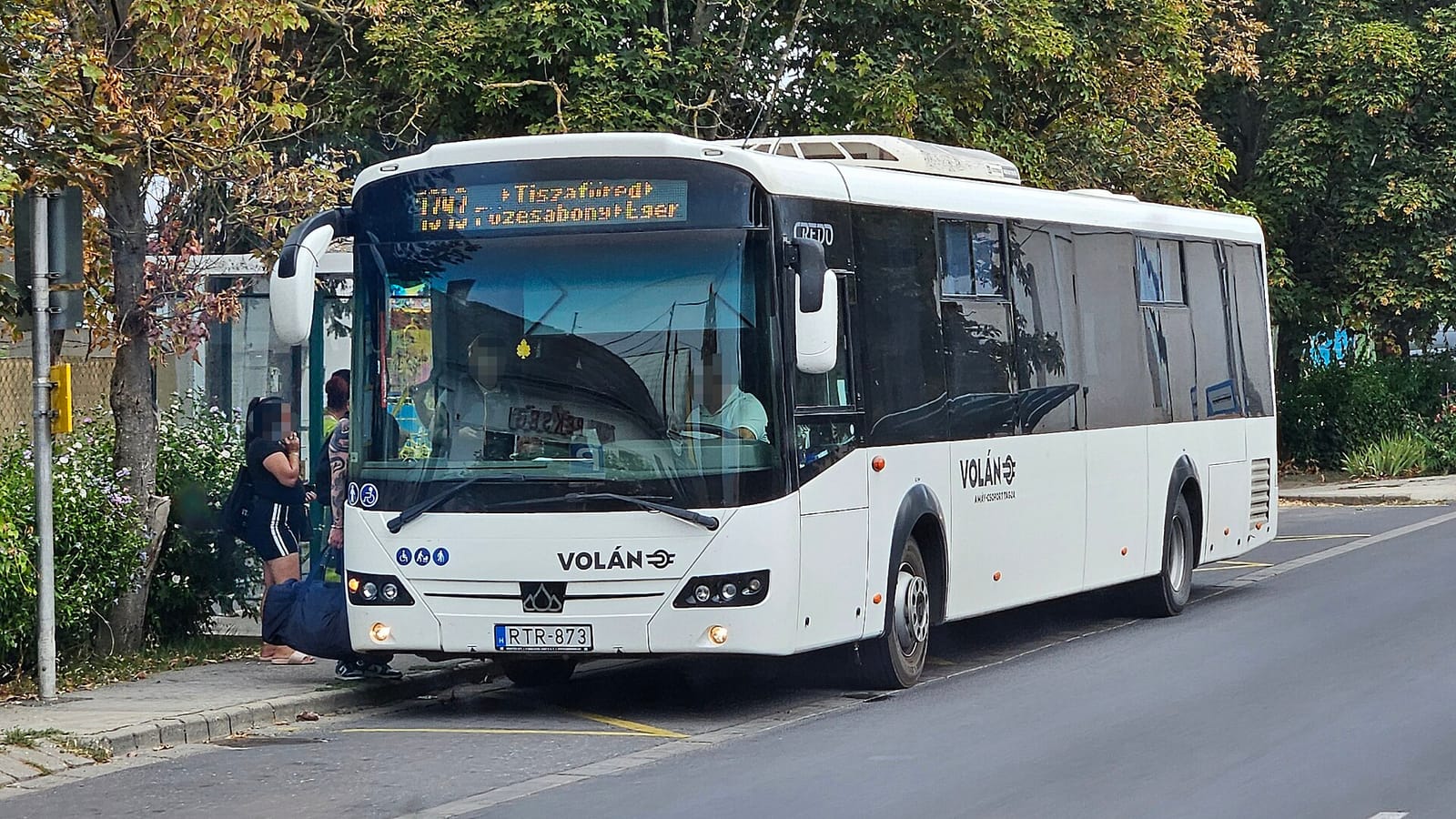 Sarokház cukrászda és fagyizó