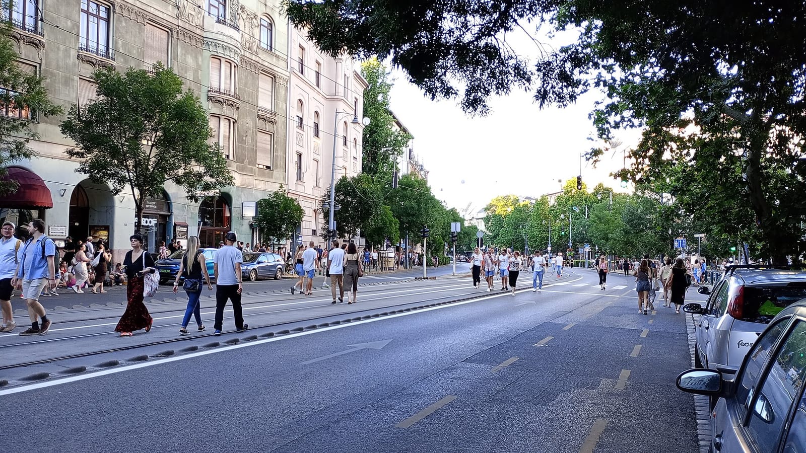 Kelet Kávézó és Galéria photo 3
