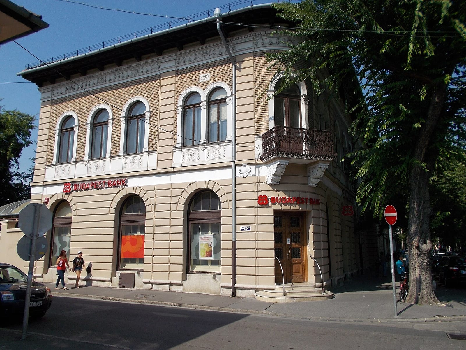 Délibáb Kávézó és Street food