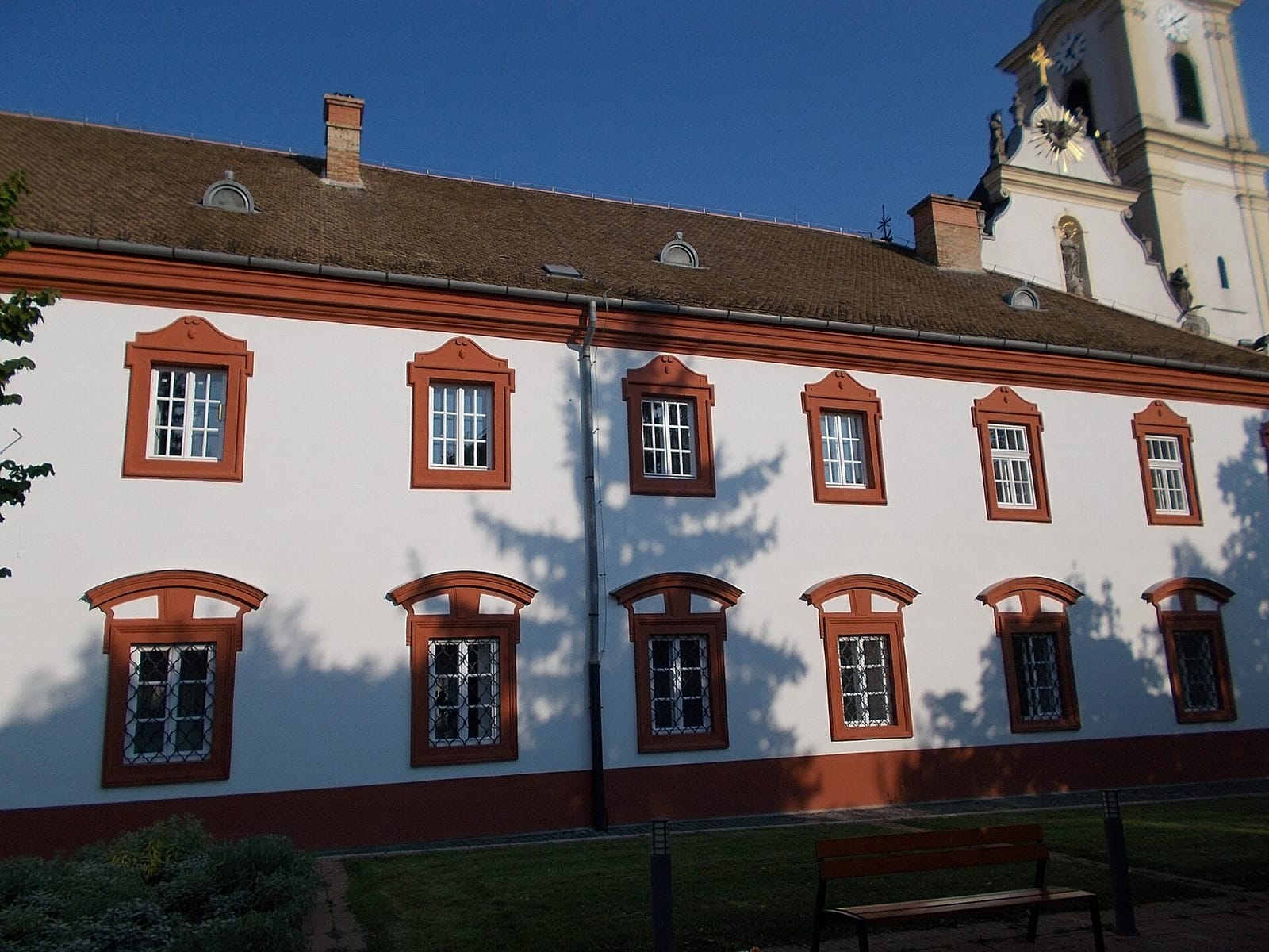 Gólyafészek cukrászda photo 4