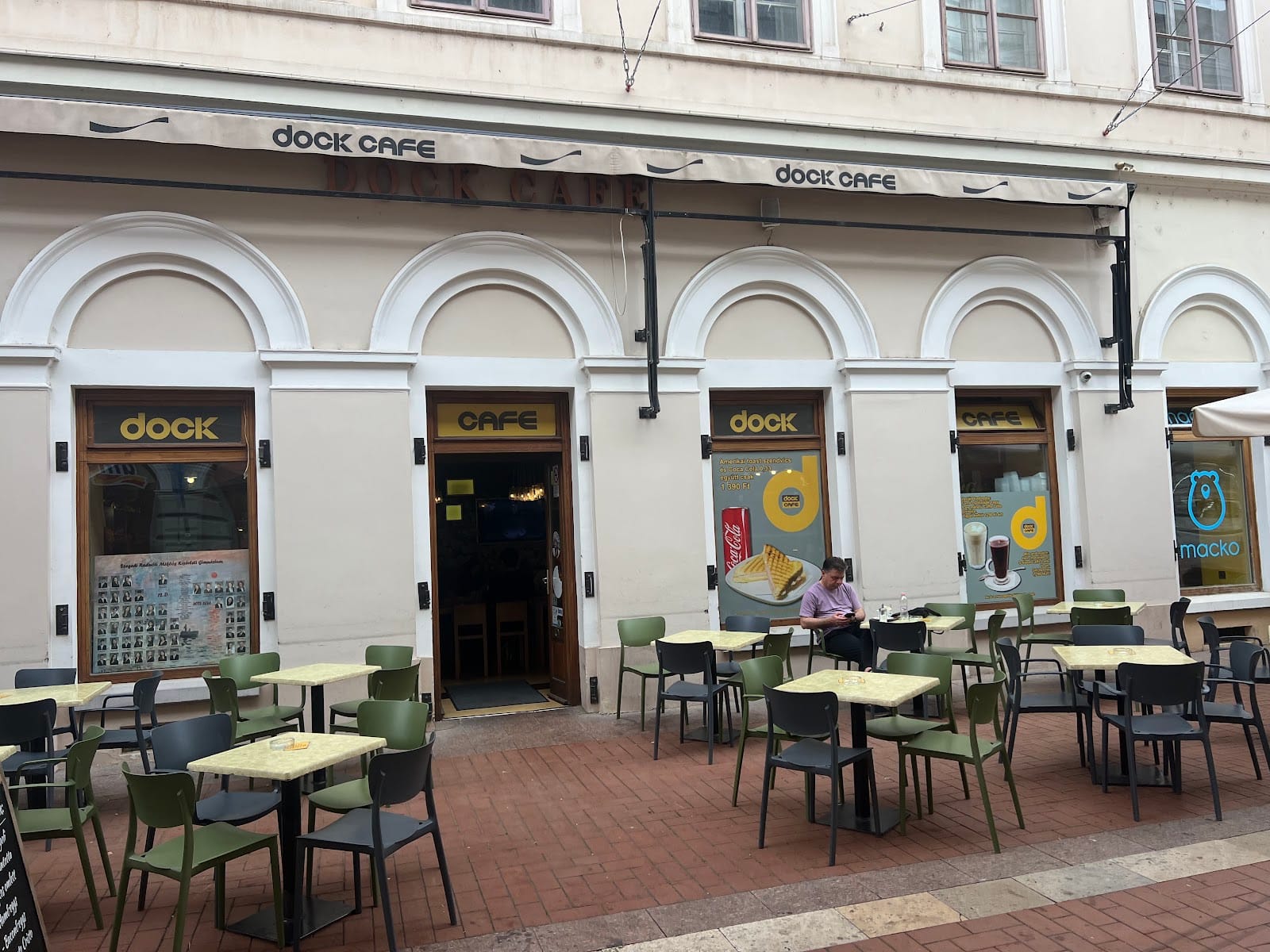 Dock Café