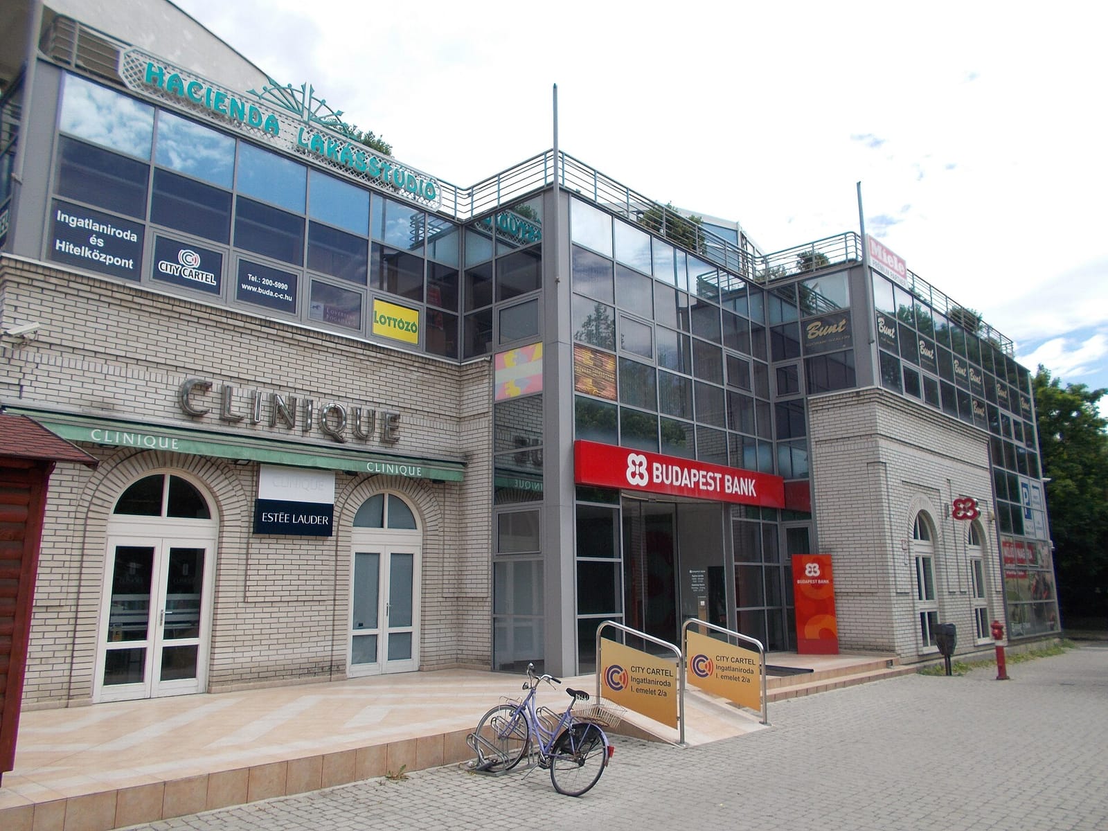 Semiramis Kávézó és Kávé Szaküzlet photo 2