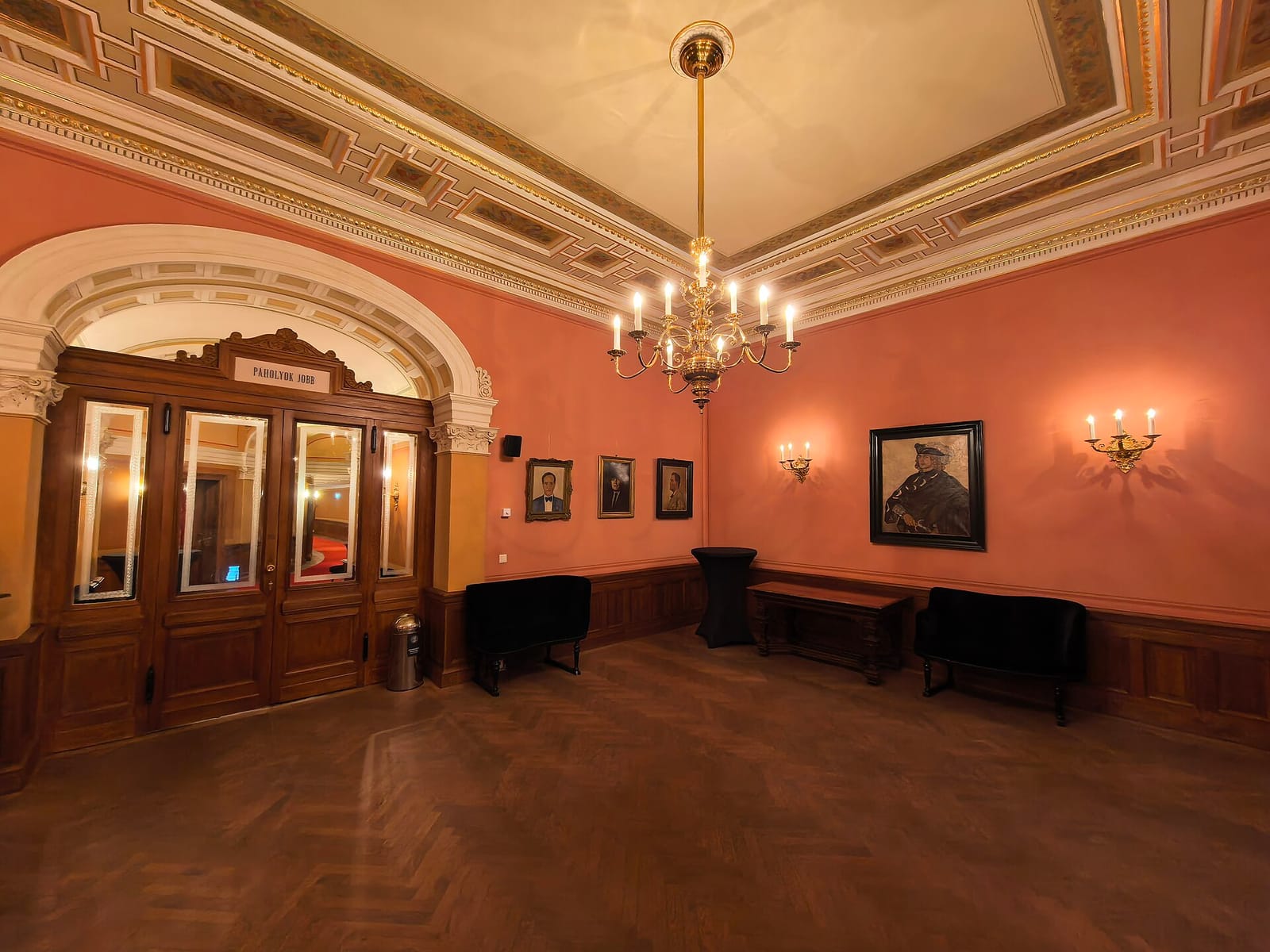 Opera Café photo 3