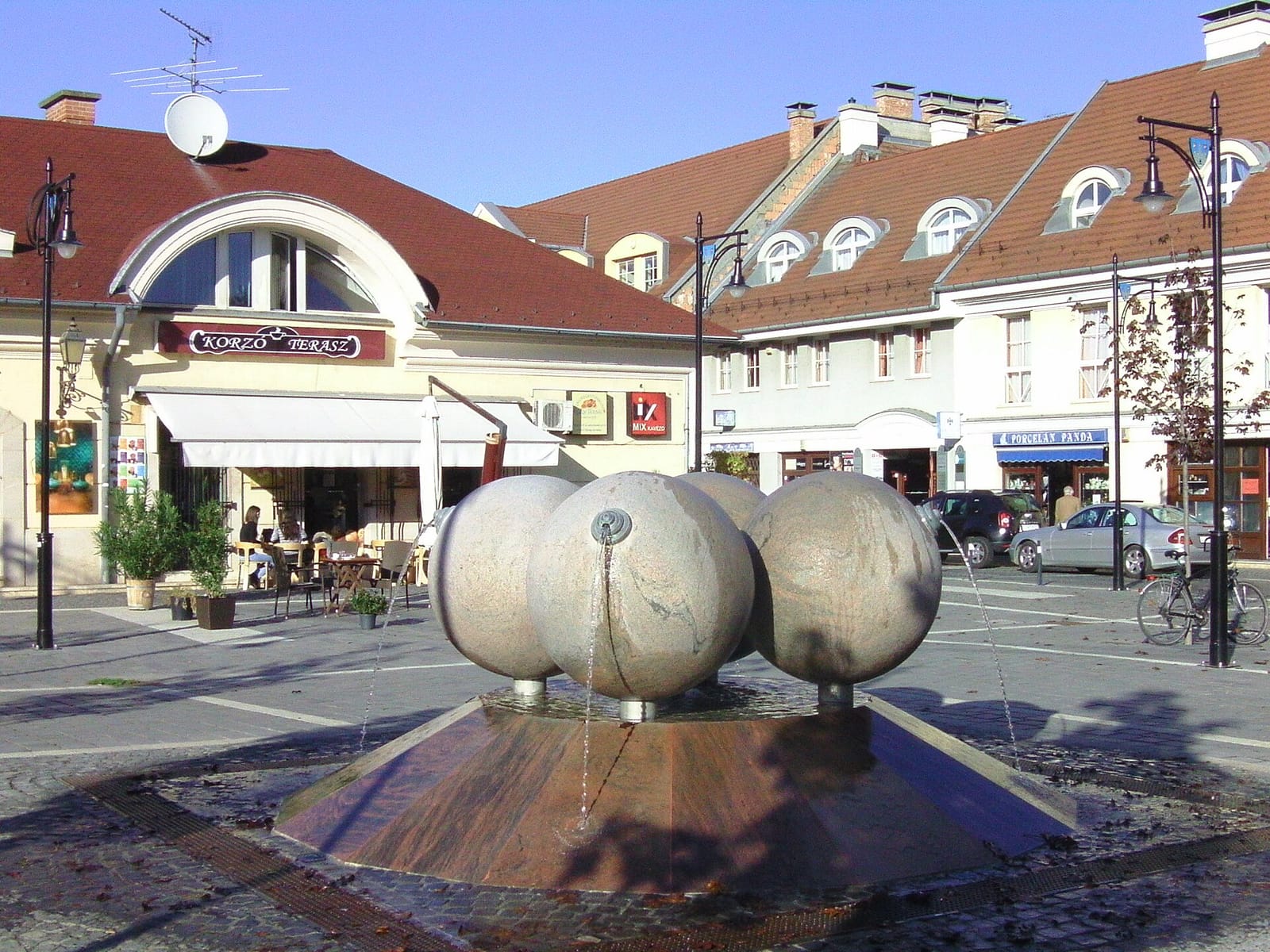 Málna csoki- tea- kávéház photo 3