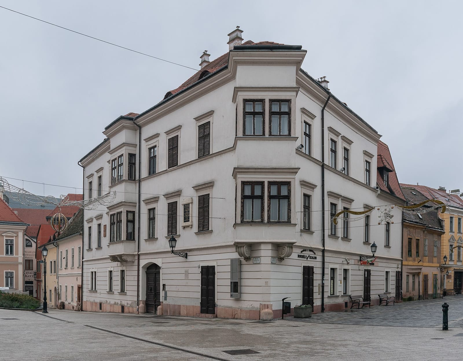 Kávébajusz