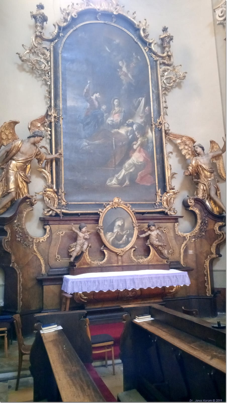 Jóbarátok Kávézó és Bár photo 4