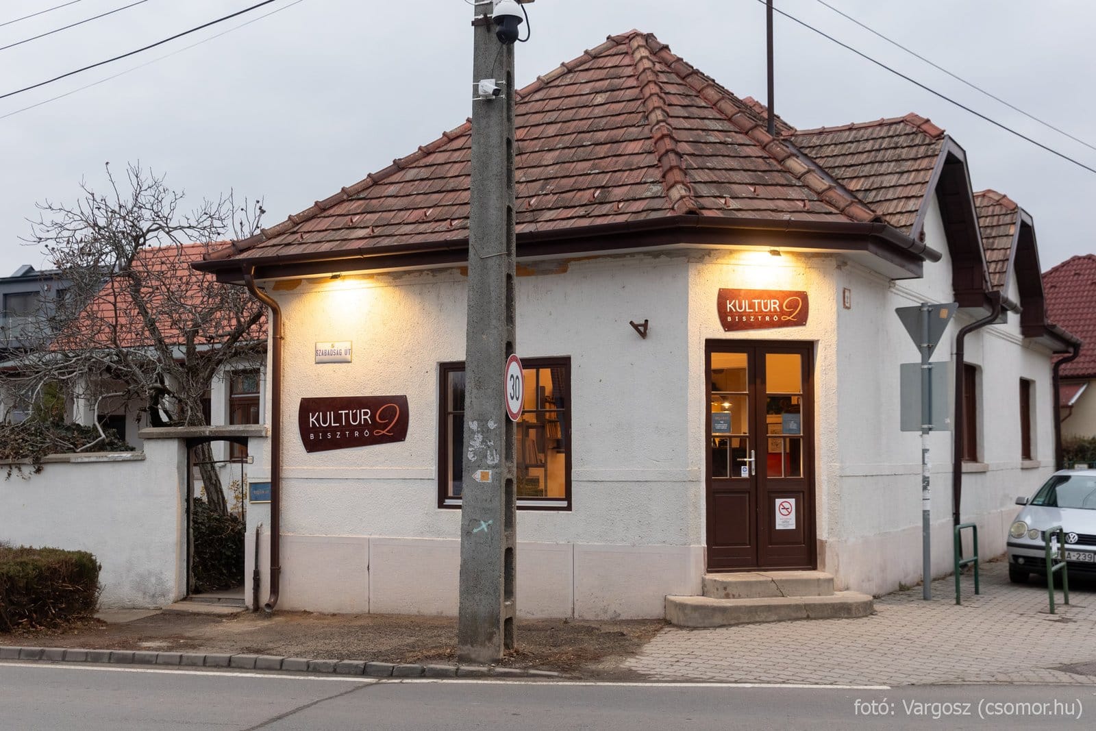 Kultúr 2 Bisztró photo 2