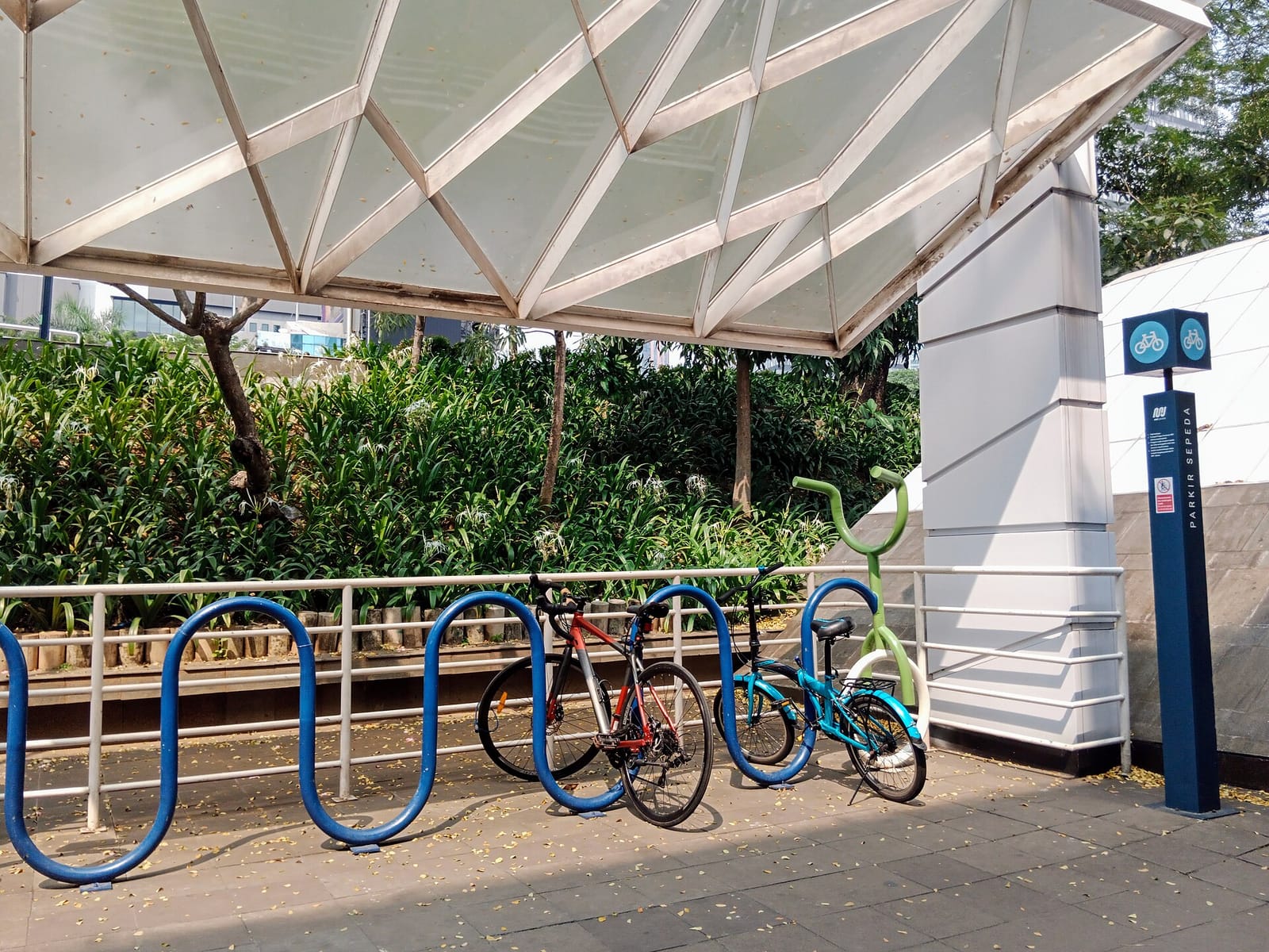 Toko Kopi TUKU - MRT, Dukuh Atas photo 2