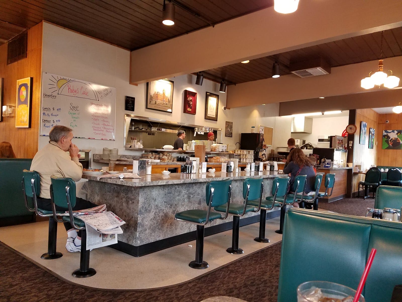 Ruby's Cafe