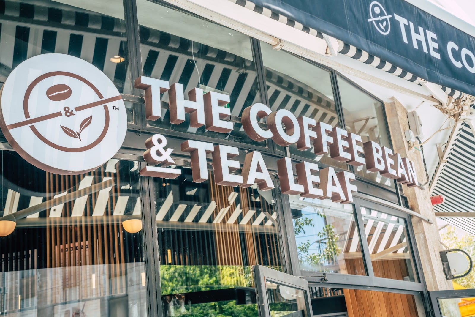 The Coffee Bean & Tea Leaf