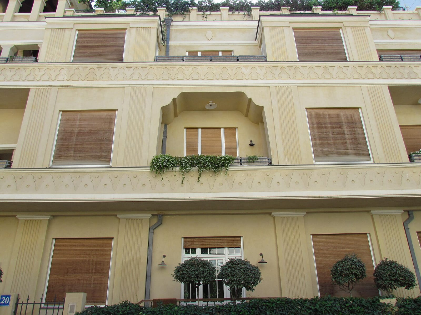 Monti photo 4