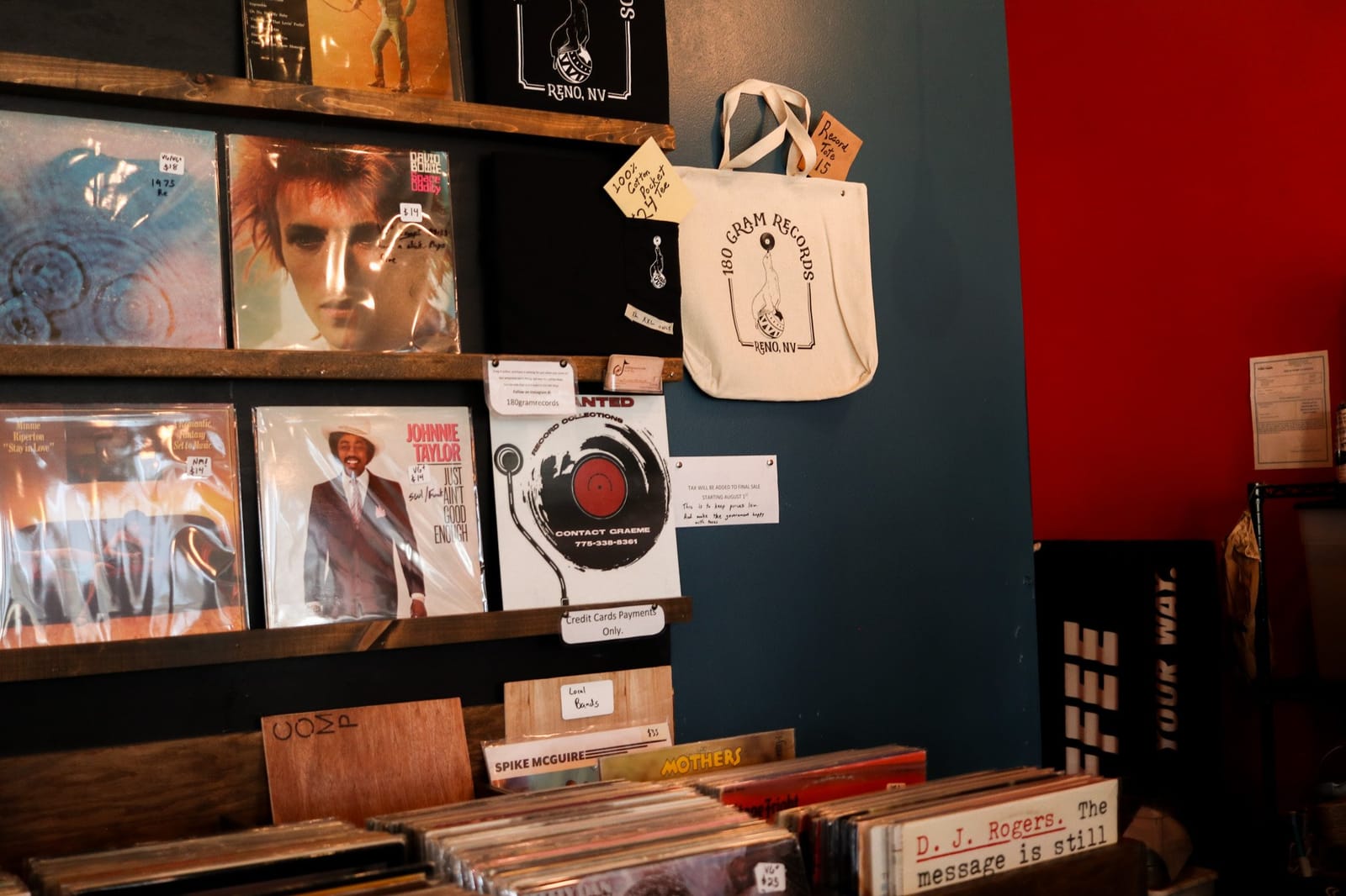 The EP Listening Lounge photo 7