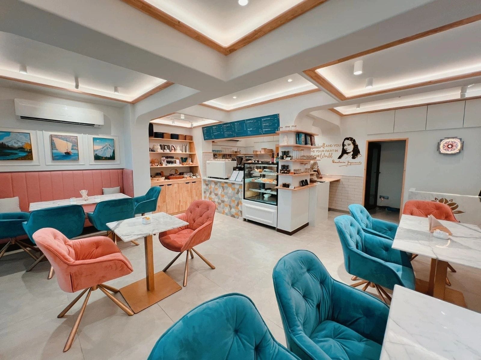 Ananda Cafe photo 2