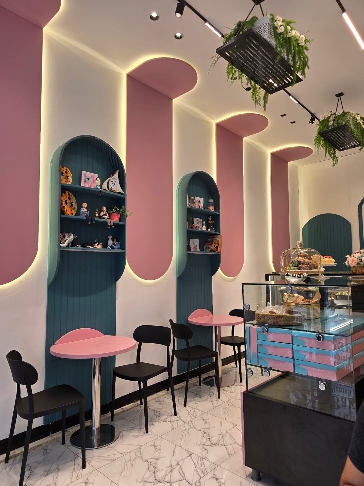 Twenty four bakery