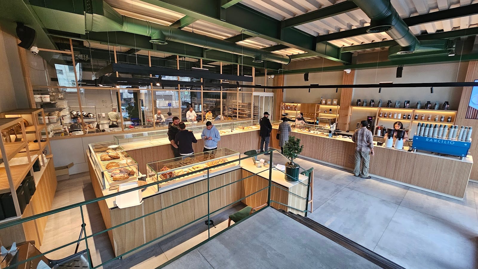 H Café Bakery