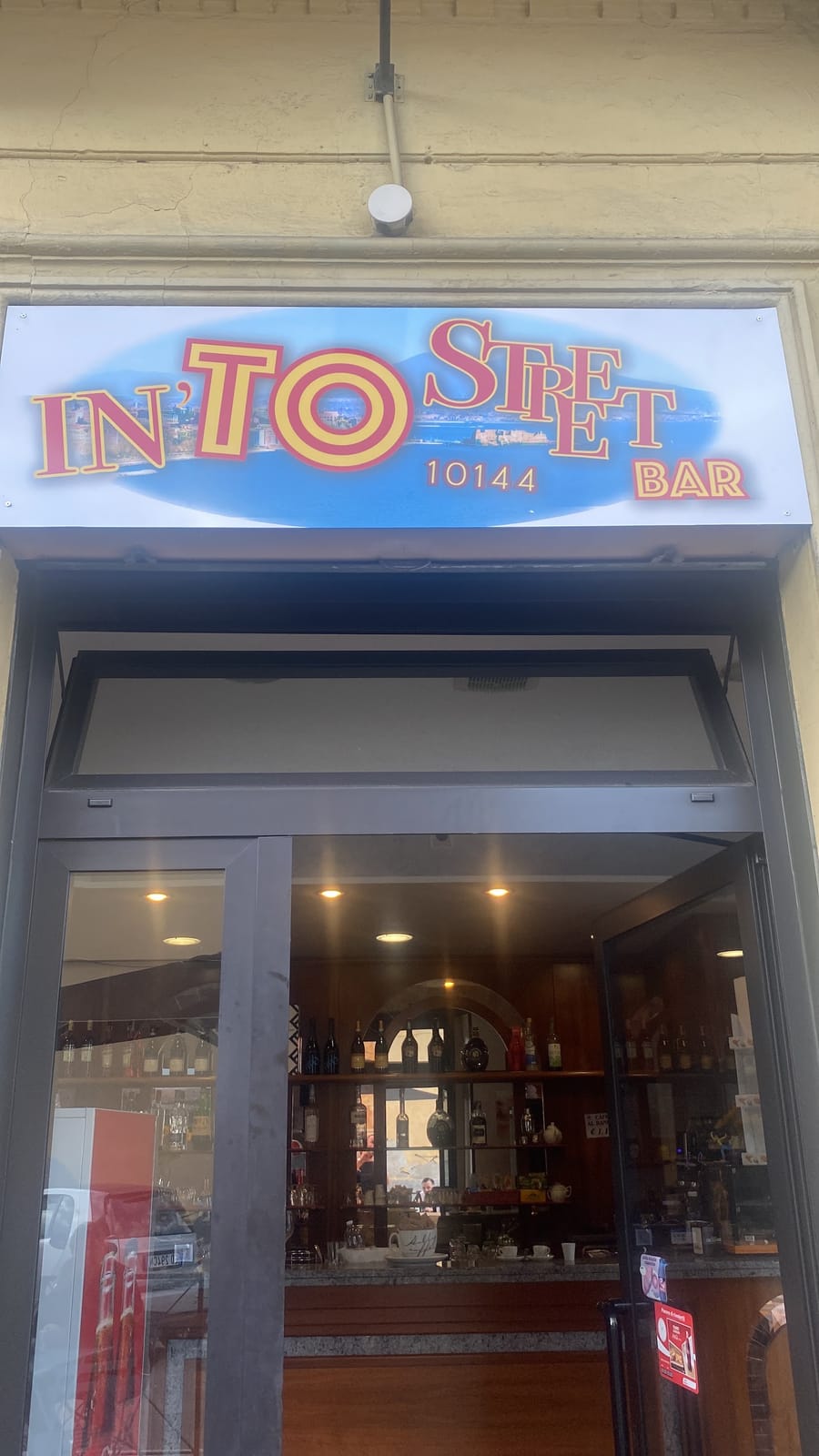 In'TO Street Bar