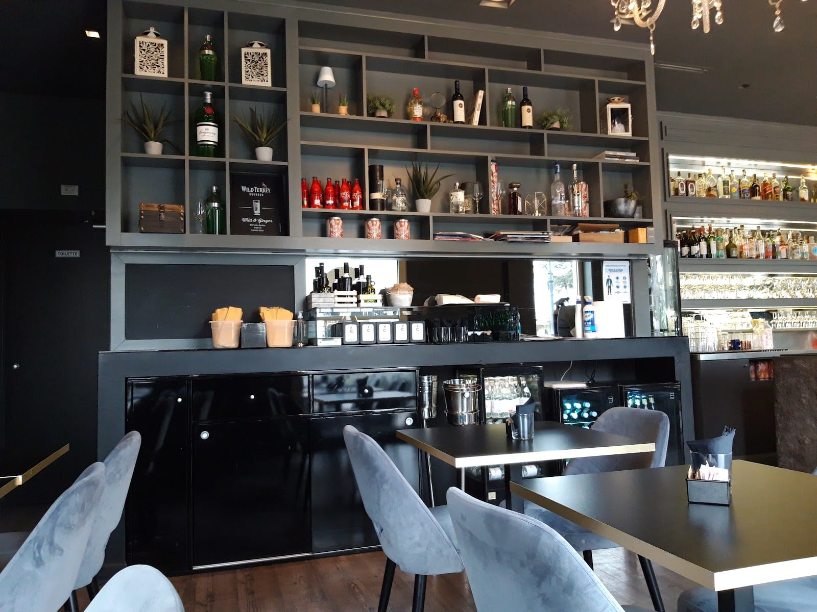 Arnold's Cafè